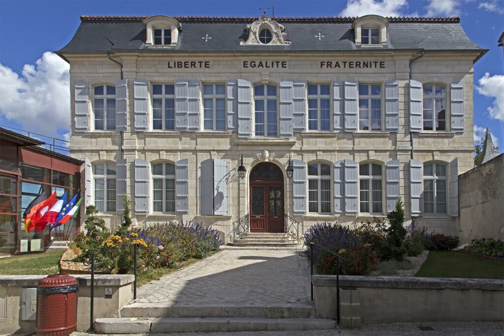 mairie Barbezieux Saint-Hilaire